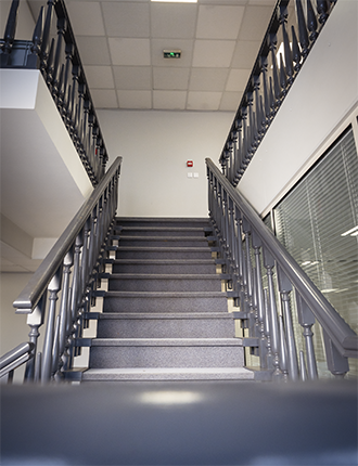 Escalier accès étage